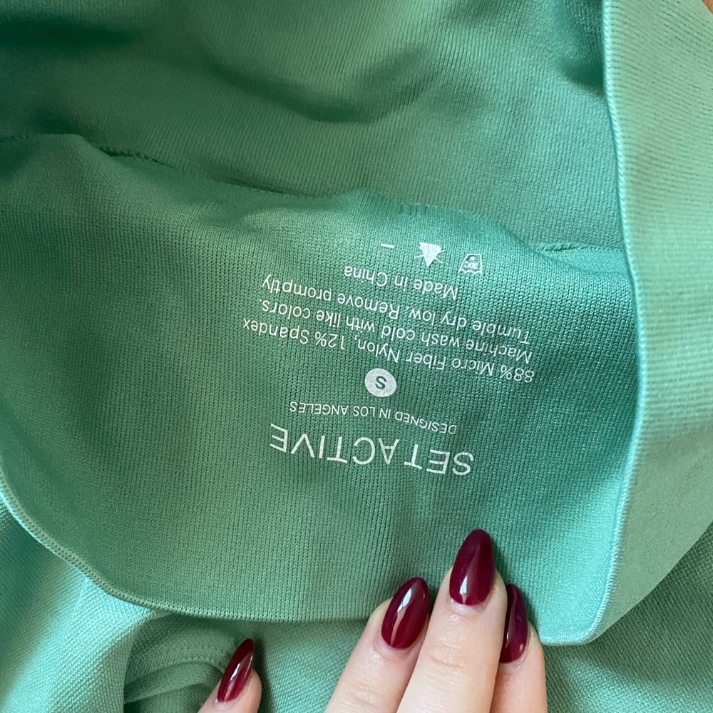 Green Set Active Set Size Small - image 2